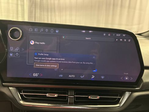 Used 2025 Chevrolet Equinox EV LT FWD image 16