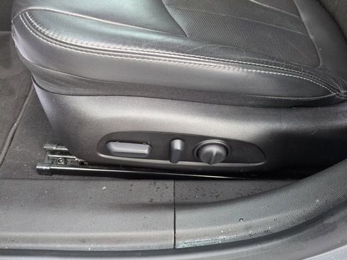 Used 2019 Buick LaCrosse Essence w/ Sights and Sounds Package image 25