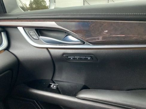 Used 2015 Cadillac XTS Luxury w/ Driver Awareness Package image 24