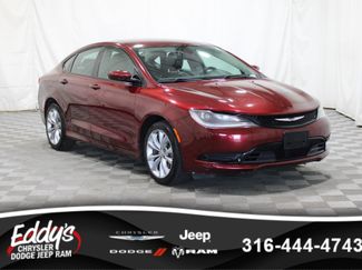Used 2017 Chrysler 200 Limited Platinum FWD video 1