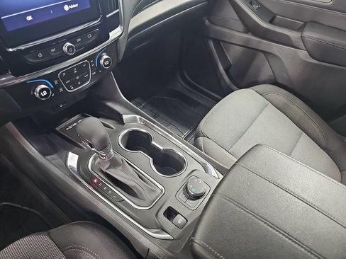 Used 2023 Chevrolet Traverse LT w/ LPO, Floor Liner Package AWD/4WD image 32