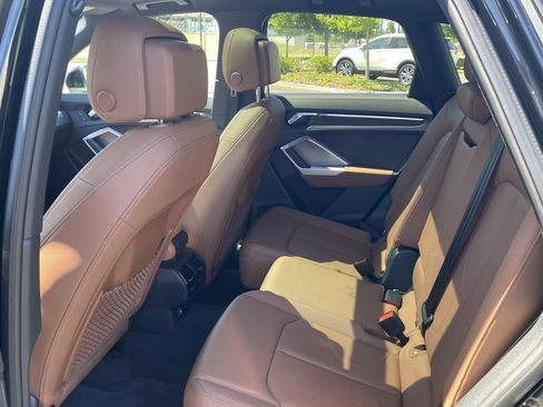 Used 2025 Audi Q3 2.0T Premium AWD/4WD image 14