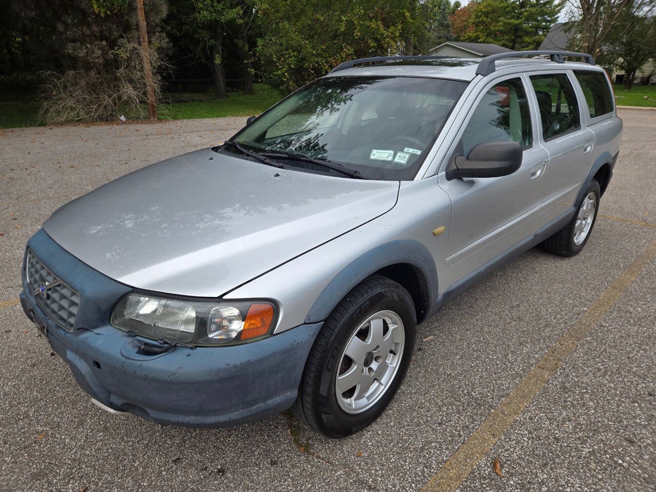 Used 2004 Volvo V70 AWD/4WD image 3