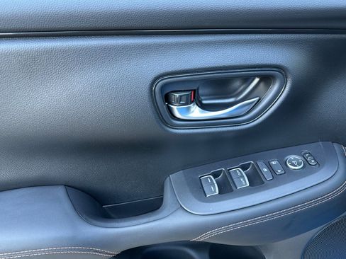 Certified 2026 Honda HR-V Sport image 11