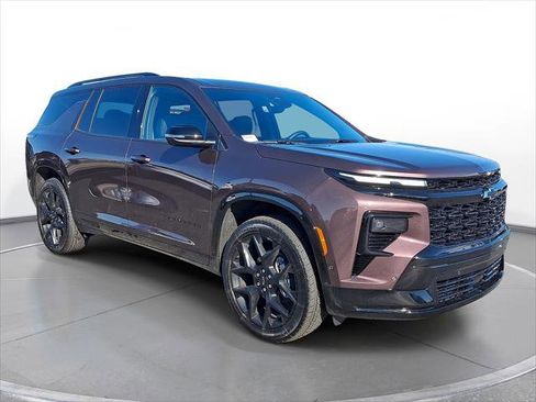 Used 2026 Chevrolet Traverse RS image 1