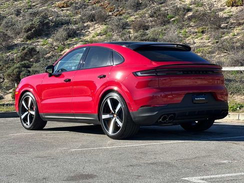 New 2026 Porsche Cayenne S image 3