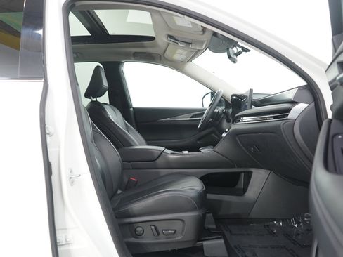 Used 2023 INFINITI QX60 Luxe image 11