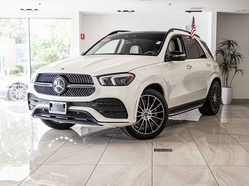 Used 2022 Mercedes-Benz GLE 450 4MATIC w/ Revised AMG Line Exterior image 1