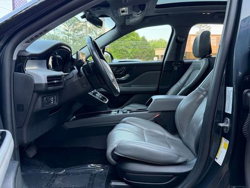 Used 2022 Lincoln Corsair Reserve w/ Equipment Group 201A AWD/4WD image 25