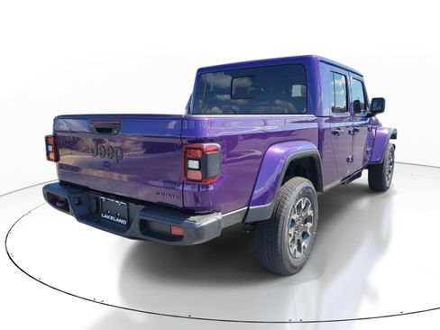 New 2026 Jeep Gladiator Sport AWD/4WD image 6