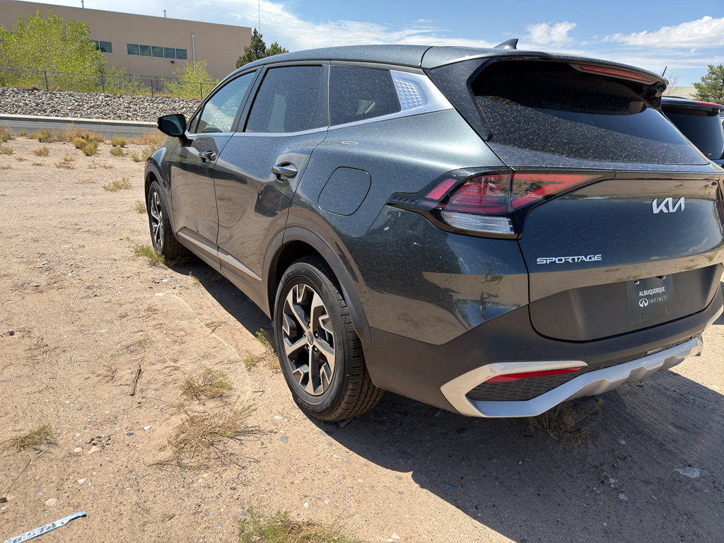 Used 2023 Kia Sportage EX FWD image 6