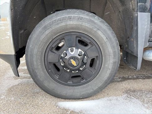 Used 2016 Chevrolet Silverado 2500 LT w/ Snow Plow Prep Package image 3