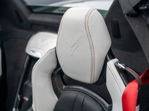 Used 2023 Chevrolet Corvette Stingray Premium Conv w/ Z51 Performance Package image 12