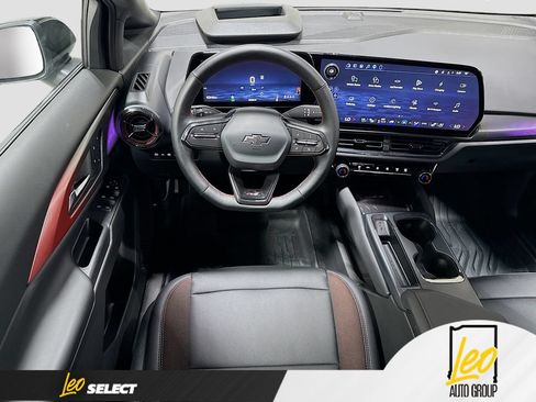 Used 2026 Chevrolet Equinox EV RS w/ Convenience Package II FWD image 25