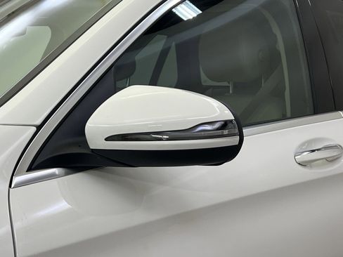 Used 2020 Mercedes-Benz GLC 300 GLC 300 image 28