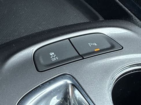 Used 2024 Chevrolet Malibu LT image 39