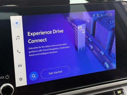 Used 2025 Toyota Camry LE image 19