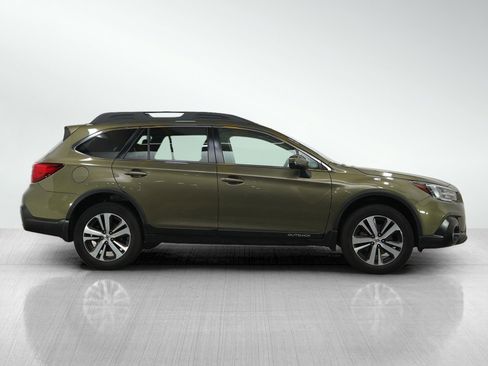 Used 2019 Subaru Outback 2.5i Limited w/ Protection Package #1 AWD/4WD image 7
