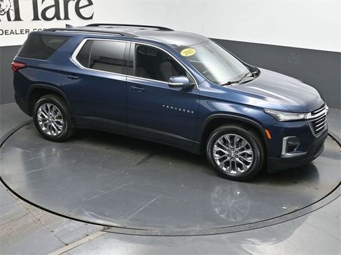 Used 2023 Chevrolet Traverse LT image 38