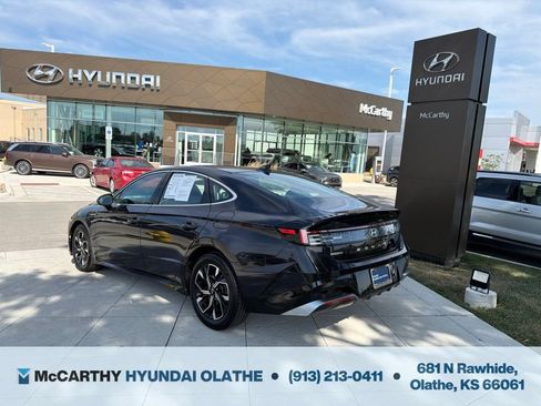 Used 2025 Hyundai Sonata SEL FWD image 12