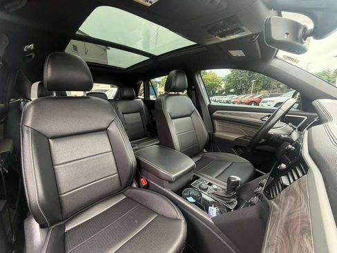 Used 2023 Volkswagen Atlas Cross Sport SE w/ Panoramic Sunroof Package AWD/4WD image 20
