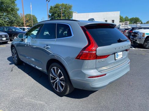 Used 2022 Volvo XC60 B5 Momentum w/ Climate Package AWD/4WD image 8