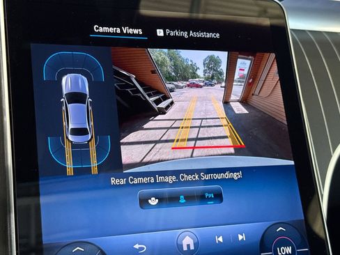 New 2025 Mercedes-Benz C 300 4MATIC Sedan image 24