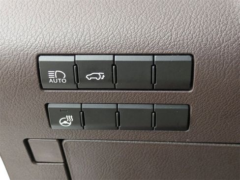 Used 2020 Lexus RX 350L FWD w/ Premium Package image 18