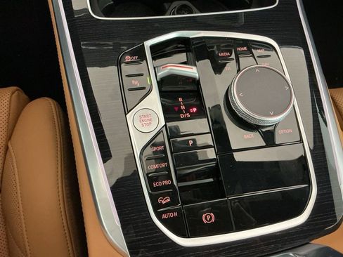 New 2026 BMW X5 xDrive40i w/ M Sport Package image 14