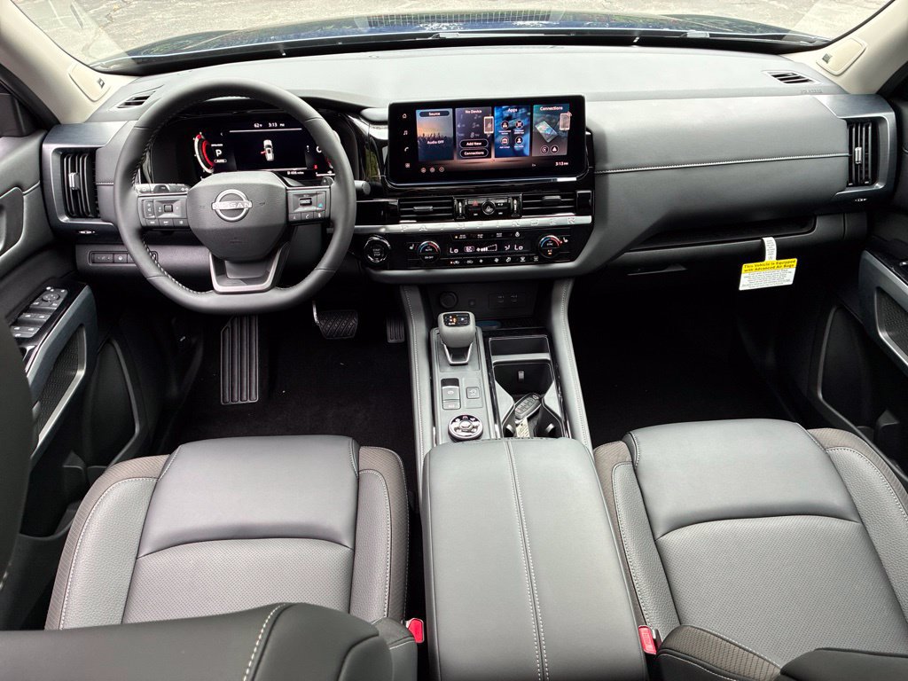 New 2026 Nissan Pathfinder SL w/ SL Premium Package AWD/4WD image 31
