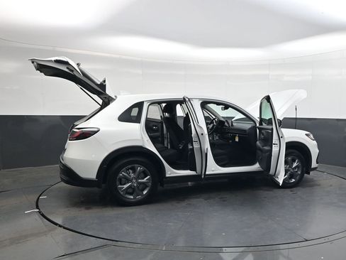 New 2026 Honda HR-V LX image 34