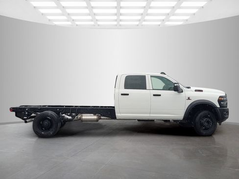 New 2026 RAM 5500 Tradesman image 3