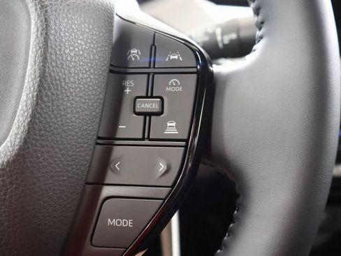 New 2027 Toyota Prius XLE FWD image 18