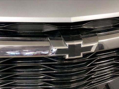 Used 2025 Chevrolet Blazer RS FWD image 28