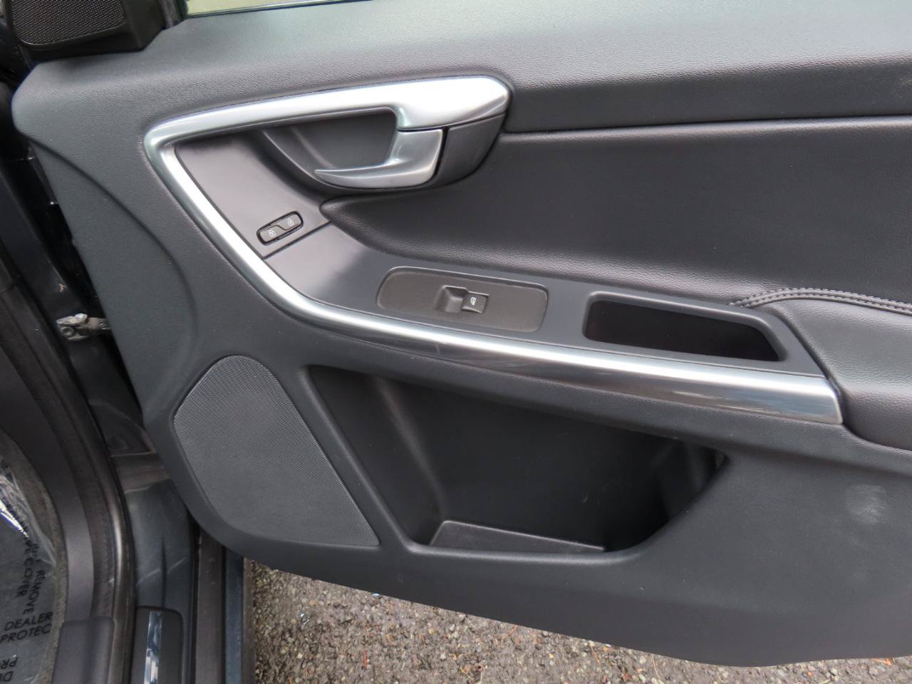Used 2015 Volvo XC60 T5 Premier FWD image 23