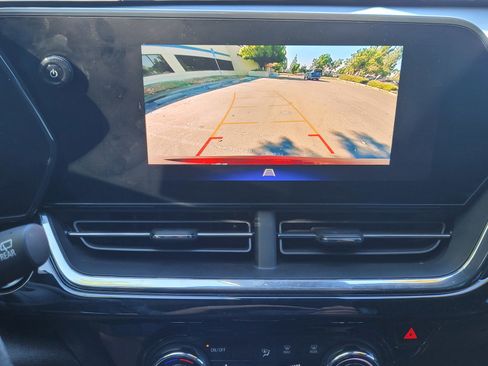 Used 2025 Chevrolet Trax RS w/ Driver Confidence Package image 20