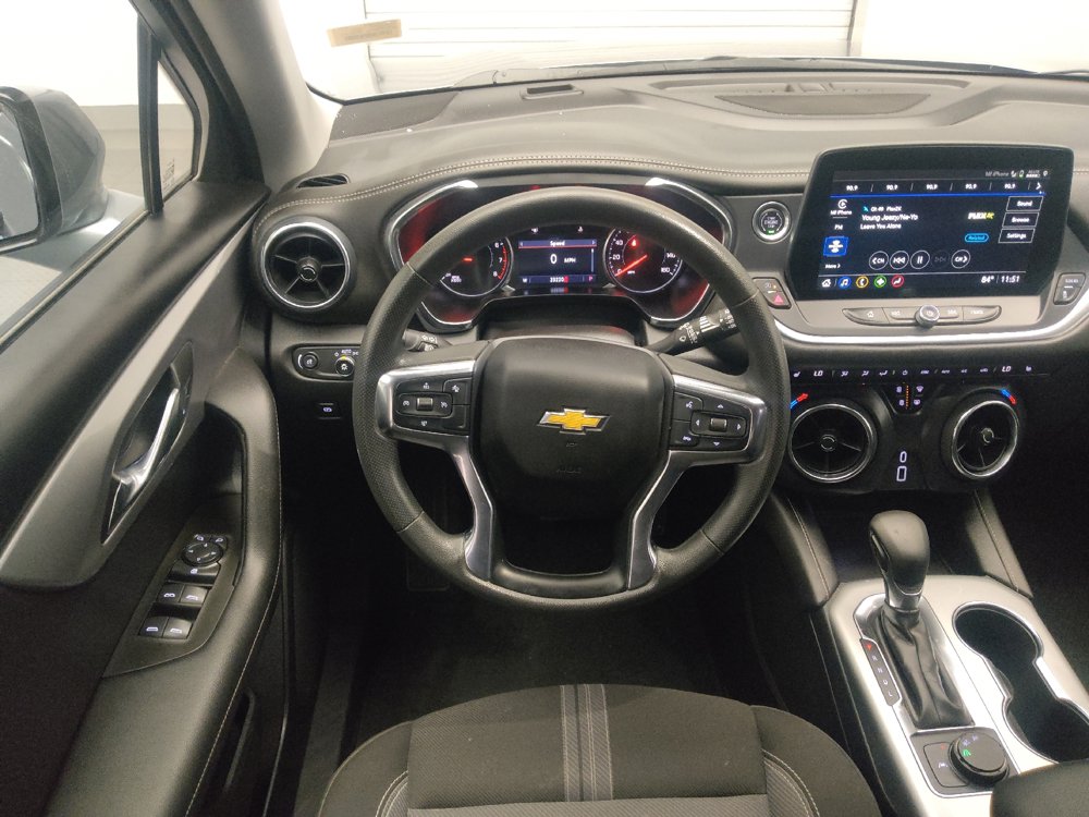 Used 2025 Chevrolet Blazer LT FWD image 22