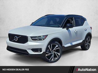 Used 2019 Volvo XC40 T5 R-Design