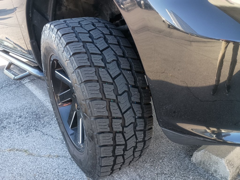Used 2017 RAM 1500 Express w/ Black Ram 1500 Express Group AWD/4WD image 9