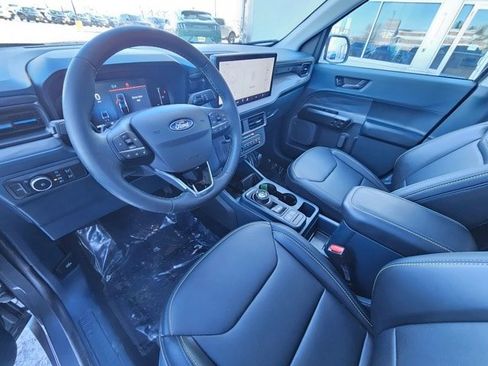 Used 2025 Ford Maverick Lobo image 15