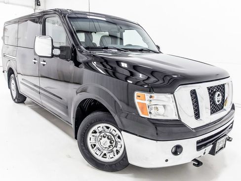 Used 2020 Nissan NV 3500 SL RWD image 8