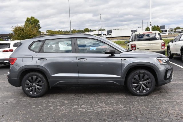 Used 2022 Volkswagen Taos S AWD/4WD image 5