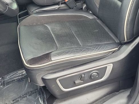 Used 2022 RAM 1500 Laramie image 22