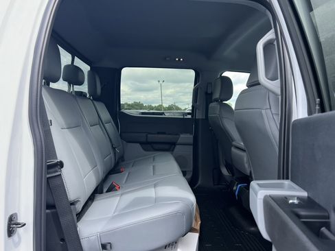 New 2025 Ford F450 XL w/ XL Chrome Package image 14