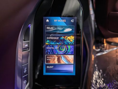 Used 2025 BMW 760i xDrive w/ Executive Package AWD/4WD image 31