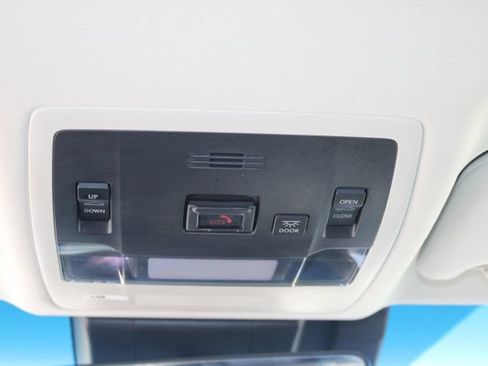 Used 2024 Lexus ES 300h w/ Premium Package FWD image 18