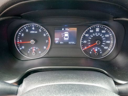 Used 2020 Kia Forte LXS FWD image 23