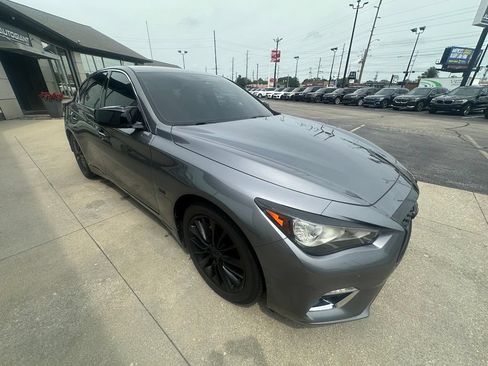 Used 2018 INFINITI Q50 Luxe w/ Essential Package (3.0T Luxe) AWD/4WD image 6