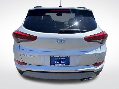 Used 2017 Hyundai Tucson Value AWD/4WD image 6