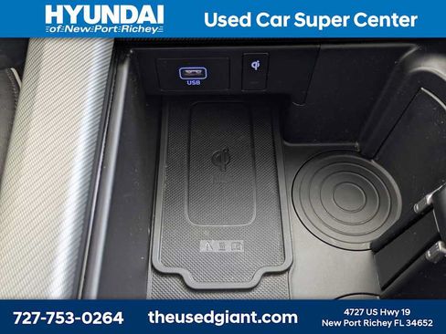 Used 2024 Hyundai Palisade SEL FWD image 35